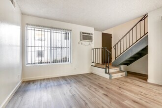 530 Casanova Street, Unit #3 in Los Angeles, CA - Building Photo - Building Photo