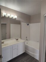 7712 Constanso Ave in Las Vegas, NV - Building Photo