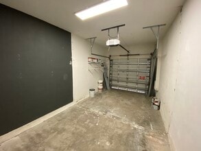 9345 SW 220th St in Cutler Bay, FL - Building Photo - Building Photo