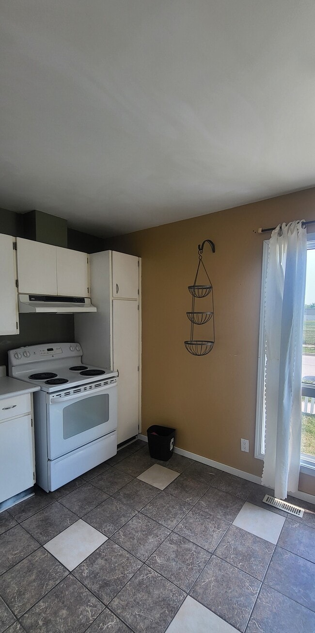 765 Nassau St S in Winnipeg, MB - Building Photo - Building Photo