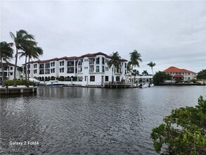 805 River Point Dr in Naples, FL - Building Photo - Building Photo