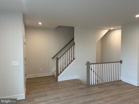 43324 Farringdon Sq in Ashburn, VA - Building Photo