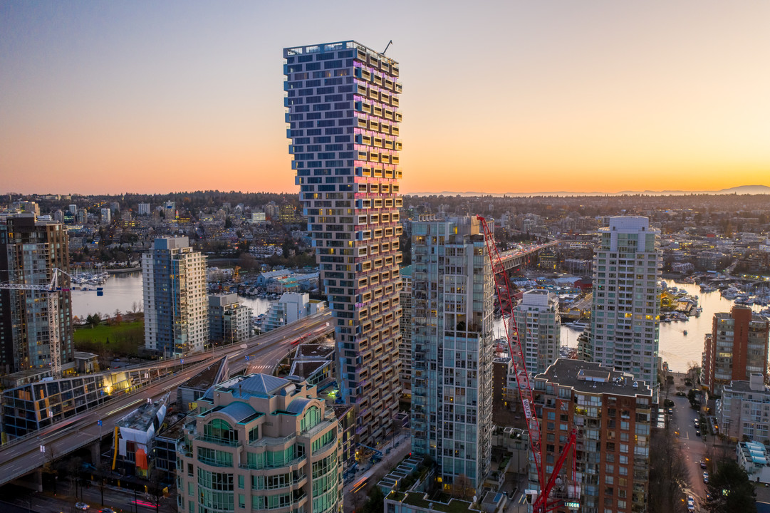 Vancouver House in Vancouver, BC - Building Photo