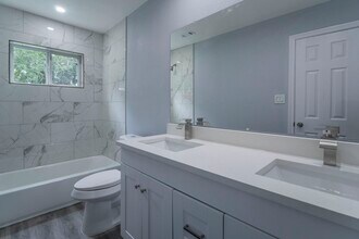 4118 Groton Dr in Houston, TX - Building Photo - Building Photo