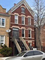2138 W Webster Ave, Unit 1F in Chicago, IL - Building Photo