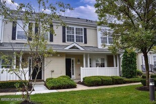 311 Brookfield Dr in Jackson Township, NJ - Building Photo