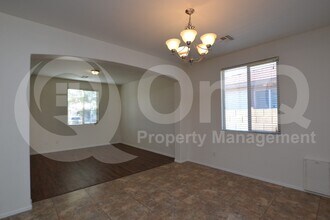 9182 W Black Hill Rd in Peoria, AZ - Building Photo - Building Photo