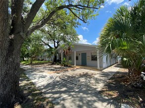 225 Danube Ave in Tampa, FL - Building Photo - Building Photo