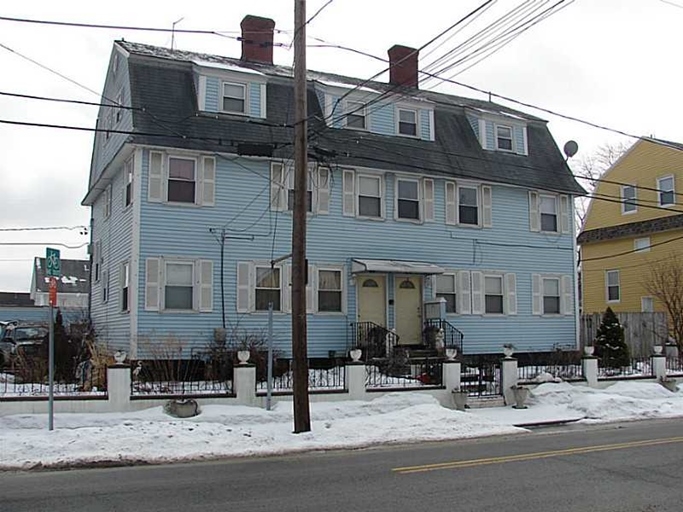 37 Titus St in Cumberland, RI - Building Photo