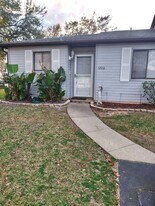 1206 Deer Springs Rd in Port Orange, FL - Building Photo