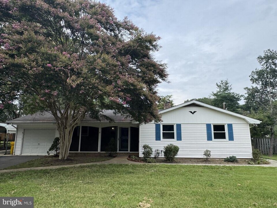 308 Benfield Rd in Severna Park, MD - Building Photo