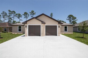 39 Regent Ln in Palm Coast, FL - Building Photo