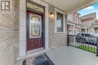 27 Broden Cres in Whitby, ON - Building Photo - Building Photo