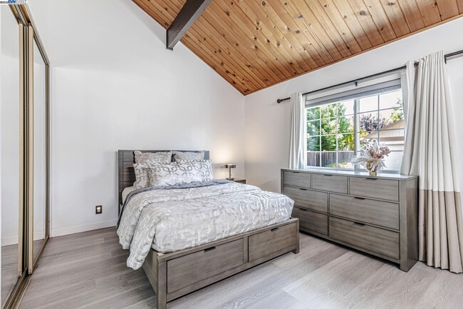 1835 Cam Estrada in Concord, CA - Building Photo - Building Photo