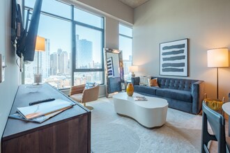 903 W Washington Blvd in Chicago, IL - Building Photo - Building Photo