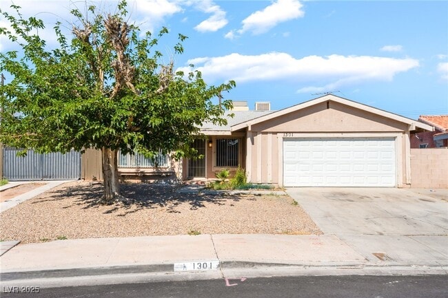 1301 Wilborn St in Las Vegas, NV - Foto de edificio - Building Photo