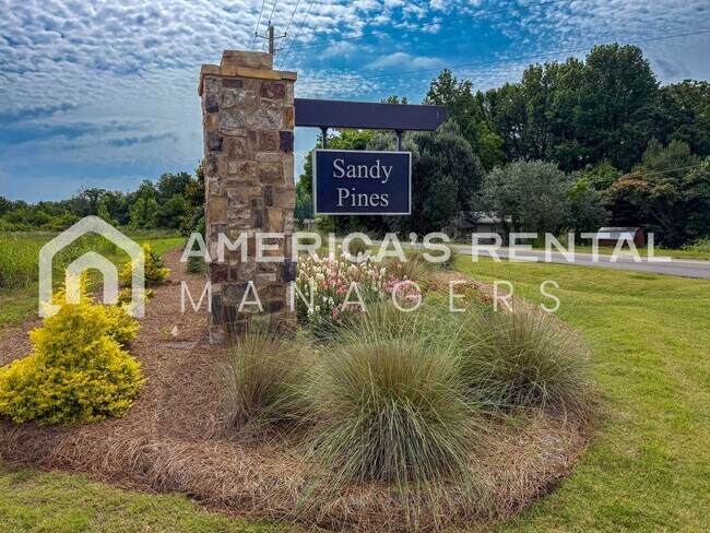 11562 McCord Ln in Moundville, AL - Building Photo - Building Photo