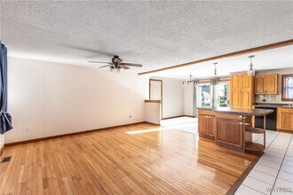 39 Vermont Pl in Buffalo, NY - Building Photo - Building Photo