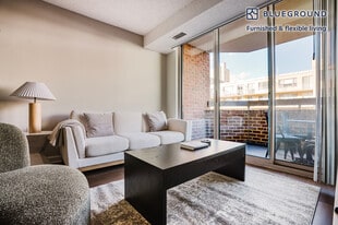 2140 L St NW in Washington, DC - Building Photo