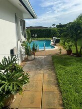 1681 SW 55th Ave in Plantation, FL - Building Photo - Building Photo