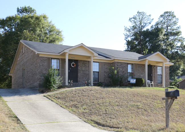 4124 Montclair Dr in Columbus, GA - Foto de edificio - Building Photo