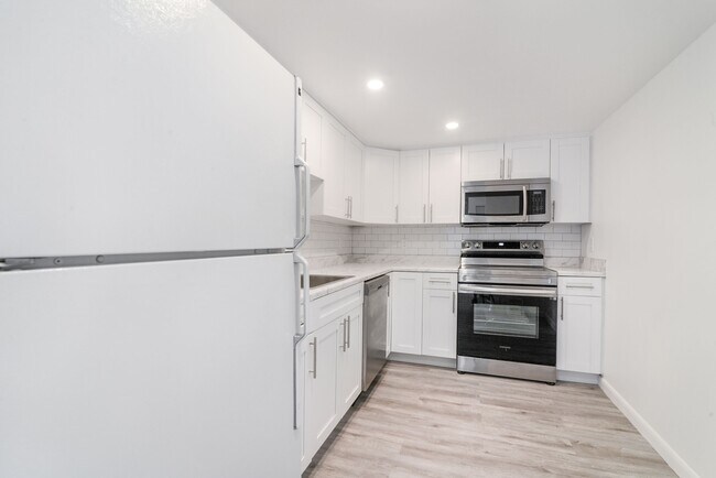 2931 SW 12th Ave in Fort Lauderdale, FL - Building Photo - Building Photo