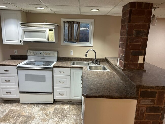 705 N Duluth Ave in Sioux Falls, SD - Building Photo - Building Photo