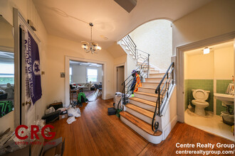 1712 Beacon St, Unit #2 in Brookline, MA - Building Photo - Building Photo