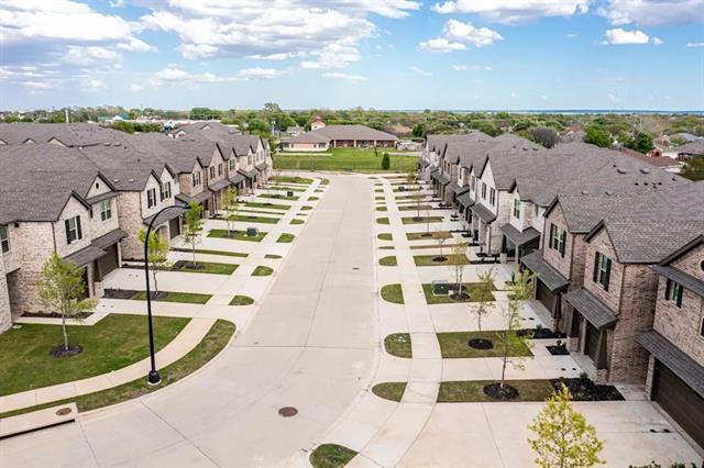 838 Bonnet Trl in Arlington, TX - Building Photo - Building Photo