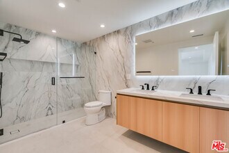 1414 S Beverly Dr in Los Angeles, CA - Foto de edificio - Building Photo