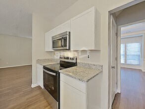 1301 Sweetgum Ln in Matthews, NC - Building Photo - Building Photo