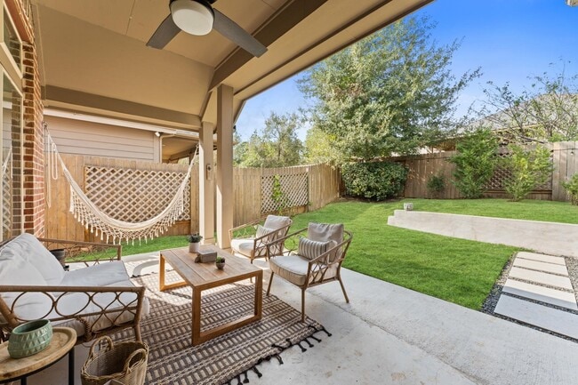 property at 194 Kinnerly Peak Pl