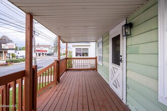 364 Altamont Ave in Schenectady, NY - Building Photo - Building Photo