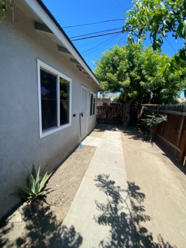 3297 Tenaya Ave