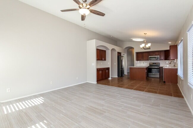 16755 W Polk St in Goodyear, AZ - Building Photo - Building Photo