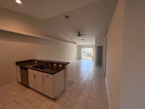 538 SE 6th Terrace in Cape Coral, FL - Building Photo - Building Photo