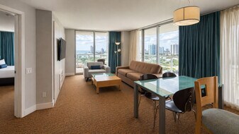 18683 Collins Ave, Unit SI ID1523611P in Sunny Isles Beach, FL - Building Photo