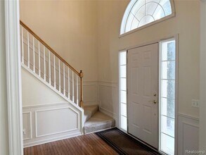 6122 Cherrywood Dr in Ypsilanti, MI - Building Photo - Building Photo