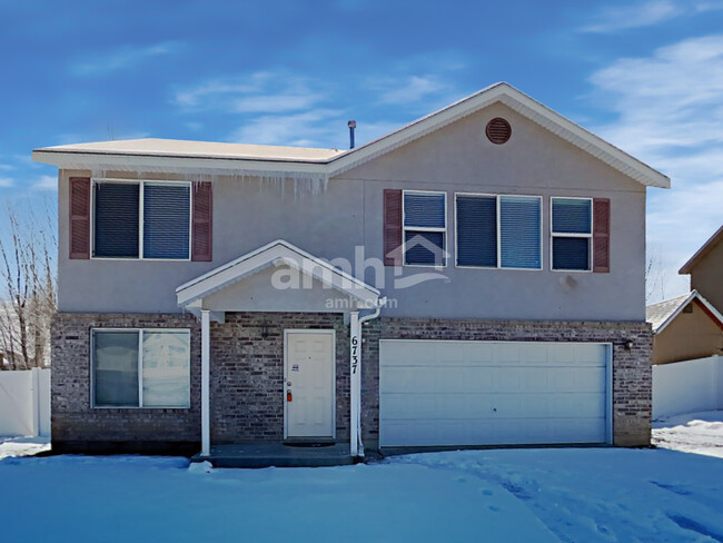 property at 6737 W Malissa Ann Dr