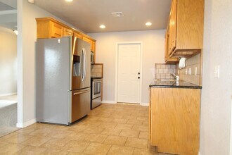 14040 N Britton Rd in Tahlequah, OK - Building Photo - Building Photo