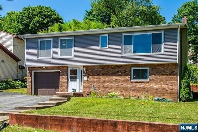 property at 19 Southwynde Dr