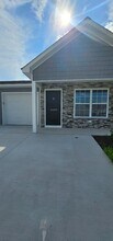 2220 Remington Ct in Greenville, NC - Building Photo - Building Photo