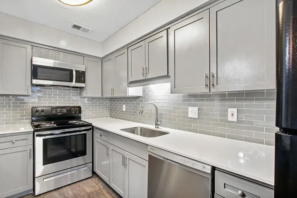 Parkwyn Townhomes in North Richland Hills, TX - Foto de edificio