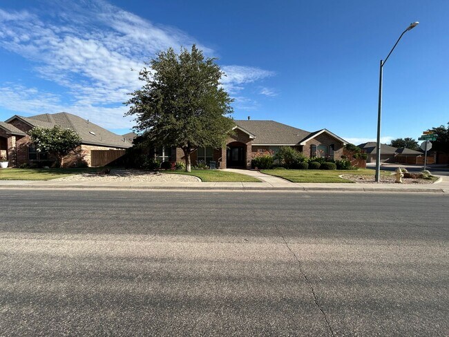 property at 5900 Oak Creek Drive