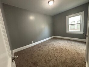 13817 Bartlett Ave in Cleveland, OH - Building Photo - Building Photo