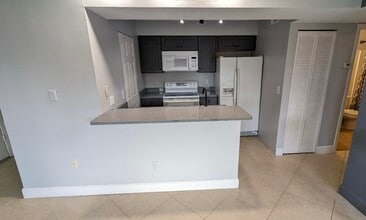 1253 SW 46th Ave in Pompano Beach, FL - Building Photo - Building Photo