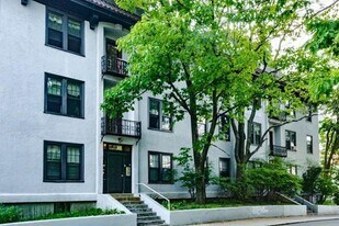 47 Gordon St, Unit 2 in Boston, MA - Building Photo