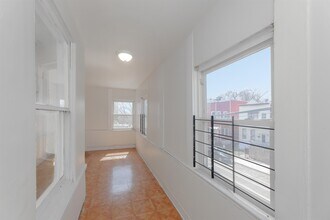 34 Fulton Ave in Jersey City, NJ - Building Photo - Building Photo