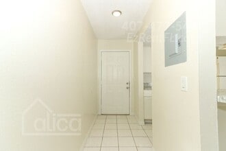 1828 Blossom Ter in Orlando, FL - Building Photo - Building Photo