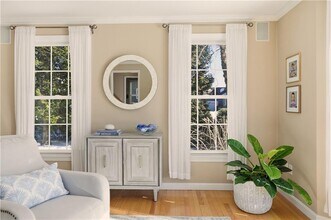 105 Lilac Ln in Portsmouth, RI - Building Photo - Building Photo